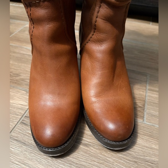 FRYE Jean Tall Pull On Boot - like new! - Picture 9 of 13